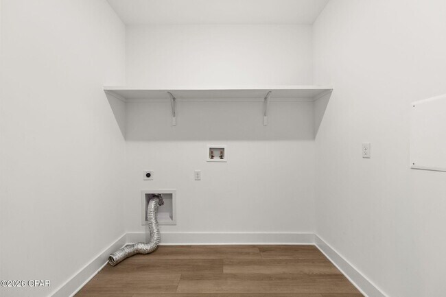 Building Photo - 836 Walsonham Dr