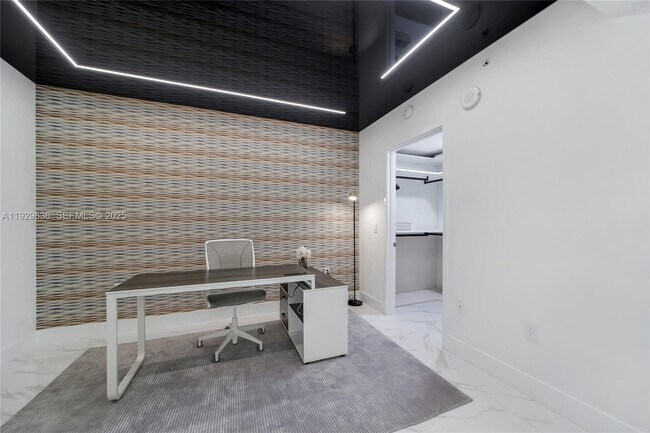 Building Photo - 300 Sunny Isles Blvd