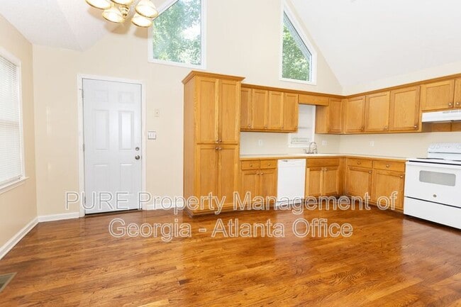 Building Photo - 50 Indian Springs Dr NE