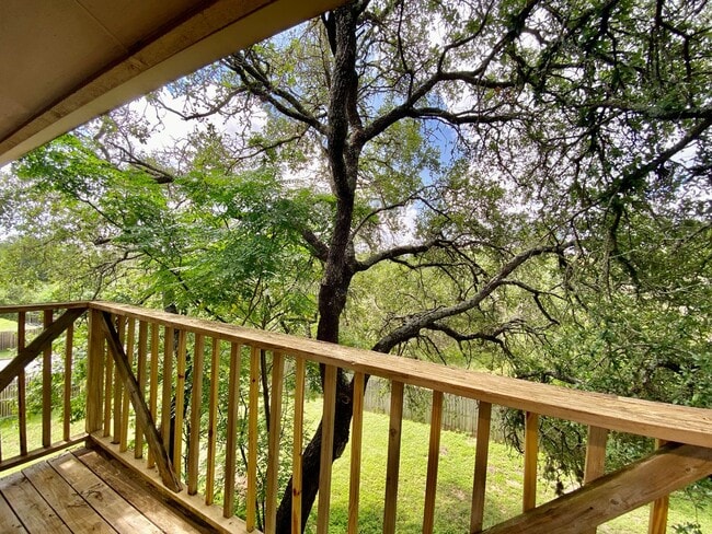 Building Photo - 7219 Scenic Brook Dr