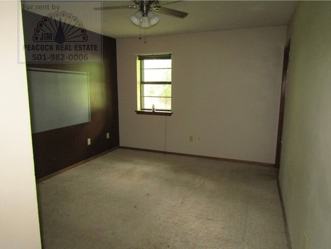 Building Photo - 513 King Pl