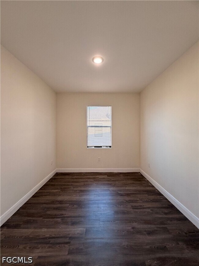 Building Photo - 454 Grant Blvd