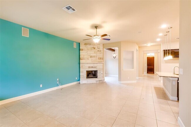 Building Photo - 152 Fort Cobb Way