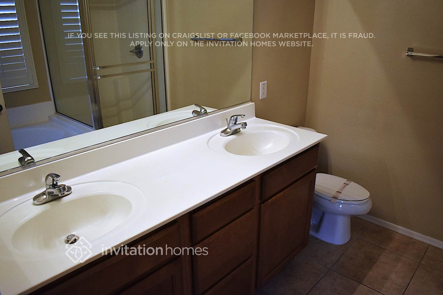 Building Photo - 309 S 117th Dr