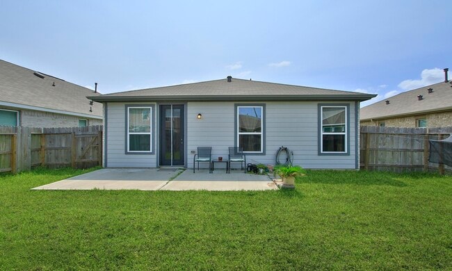 Building Photo - 7219 Bakersfield Ct