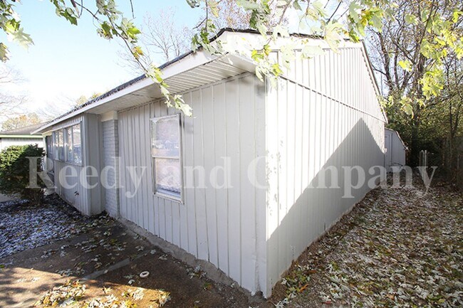 Building Photo - 5158 Breckenwood Dr