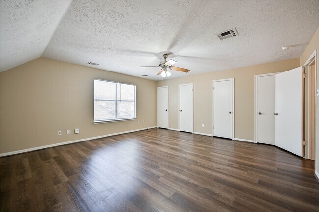 Building Photo - 2507 Foxden Dr