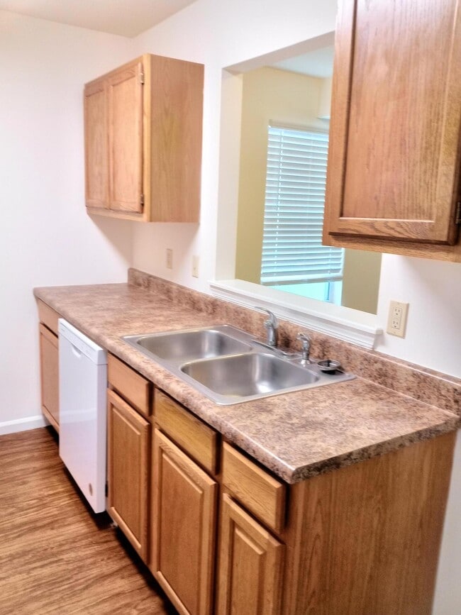 Building Photo - 3501 Delmar Ct