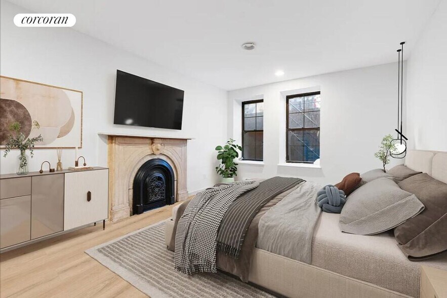 Building Photo - 316 W 51st St