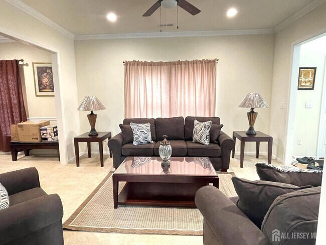 Building Photo - 7 Beryl Ct