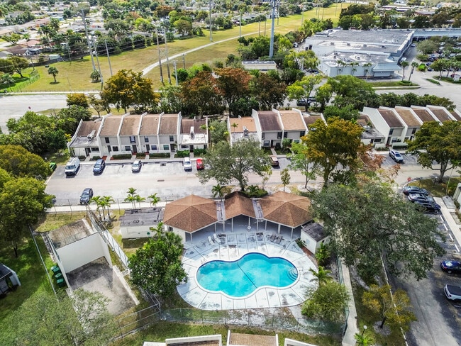 Building Photo - 1464 NW 97th Terrace