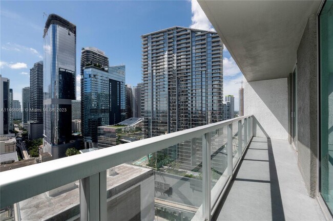 Building Photo - 55 SE 6th St