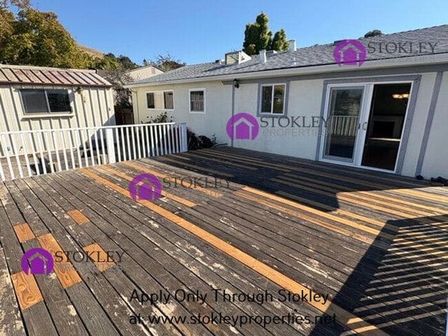 Building Photo - 25 Rolph Park Dr