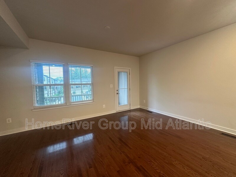 Building Photo - 9342 Sweetbay Magnolia Ct