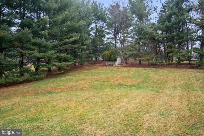 Building Photo - 10908 Barn Wood Ln