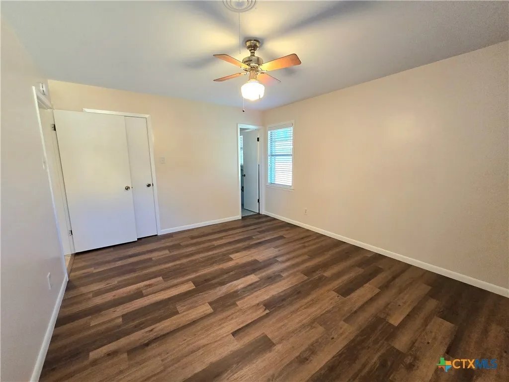 Building Photo - 2206 S 45th St