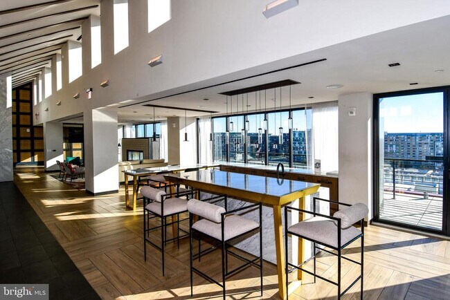 Building Photo - 1625 Eckington Pl NE