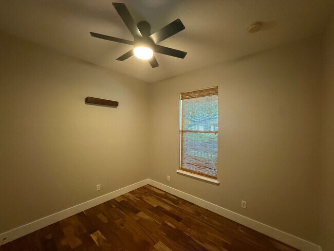 Building Photo - Beautiful Single Family Home in Windermere!