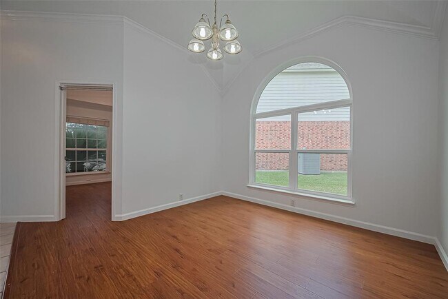 Building Photo - 11042 Sentry Ct