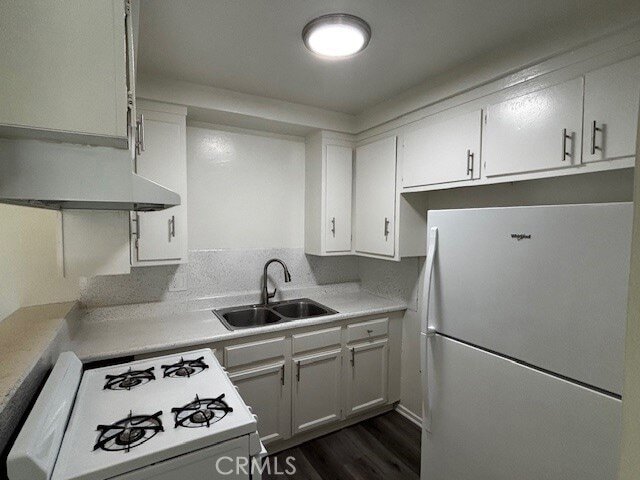 Building Photo - 12437 Harris Ave