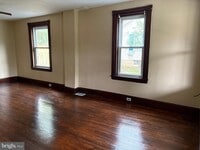 Building Photo - 59 S Park Ave