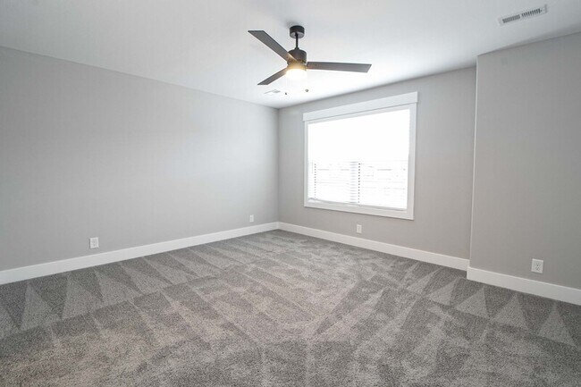 Building Photo - 1605 Jonathan Wade Cir