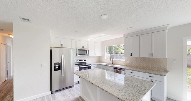 Building Photo - 1214 Port Malabar Blvd NE