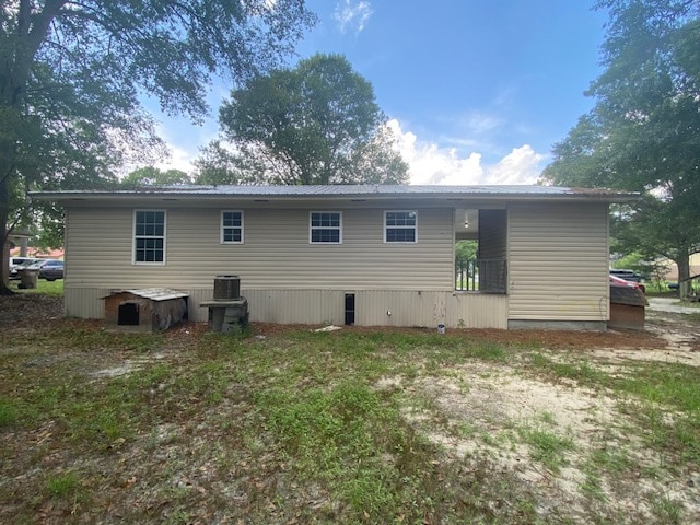 Back - 1468 Shanna Dr