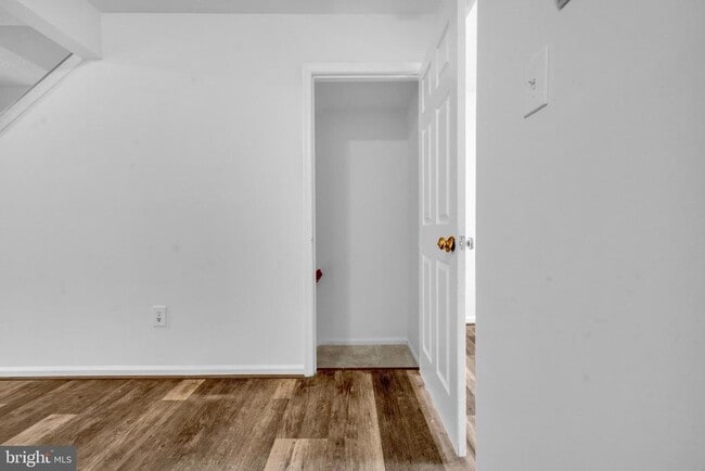 Building Photo - 6799 Snow Goose Ct