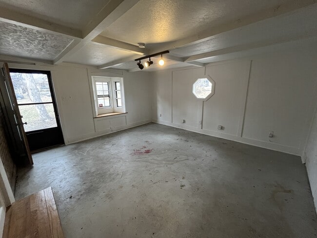 Building Photo - 2834 Java Ct