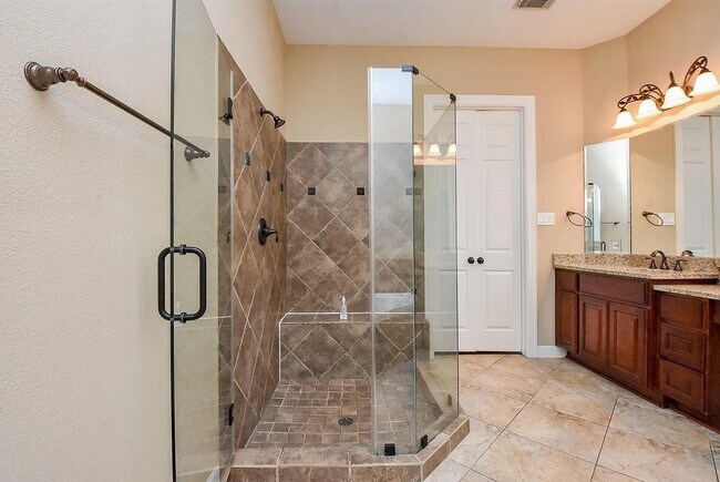 Building Photo - 10015 Nicollet Lake Ln