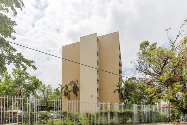 Building Photo - Helen Sawyer