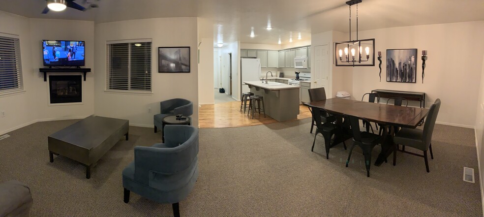 Building Photo - 209 Long Island Ave