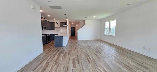 Building Photo - 8411 Bay Rdg Cir