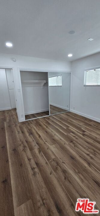 Building Photo - 2641 S La Salle Ave