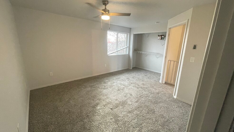 Building Photo - 508 NE Negus Loop
