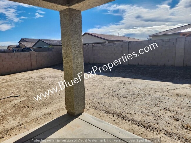 Building Photo - 10897 W Sarabella Dr