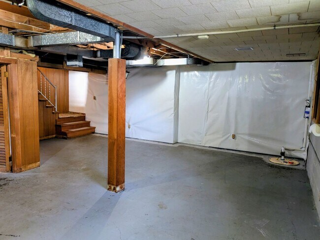 Building Photo - 1017 Madison Ave