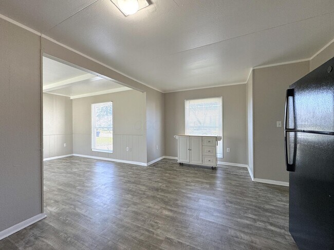 Building Photo - 2656 Glenbar Ct