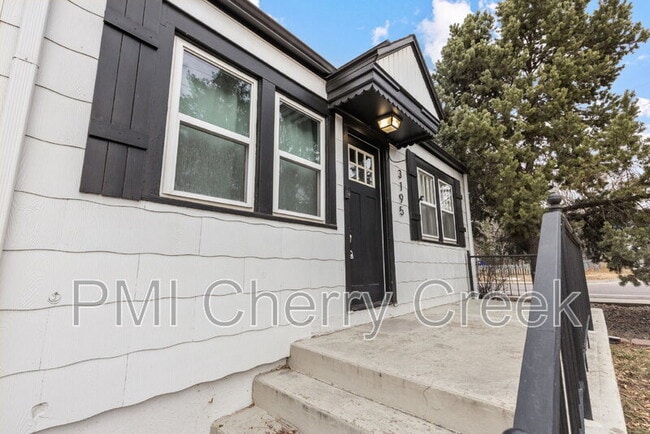 Building Photo - 3195 Fenton St