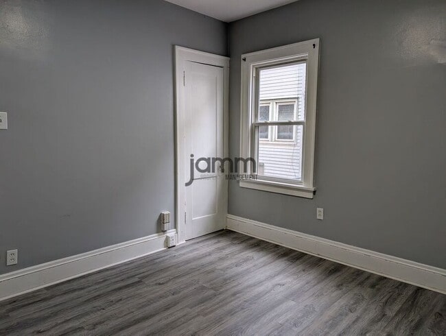 Building Photo - 10711 Joan Ave