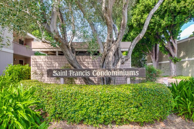 Building Photo - 280 Easy St