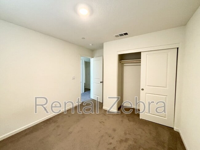 Building Photo - 277 Shafer Ave