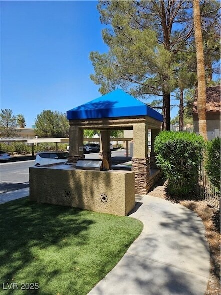 Building Photo - 3145 E Flamingo Rd