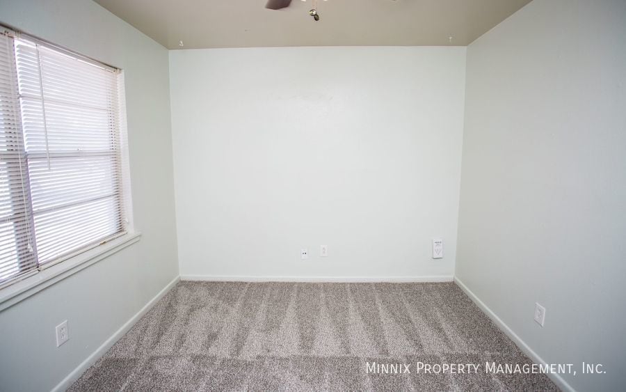 Building Photo - 4642 52nd St