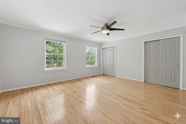 Building Photo - 606 Coates Ln