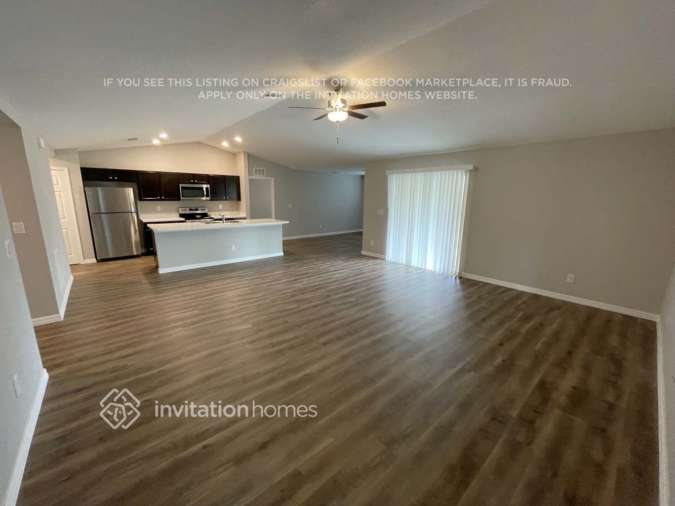 Building Photo - 550 Encarnacion St