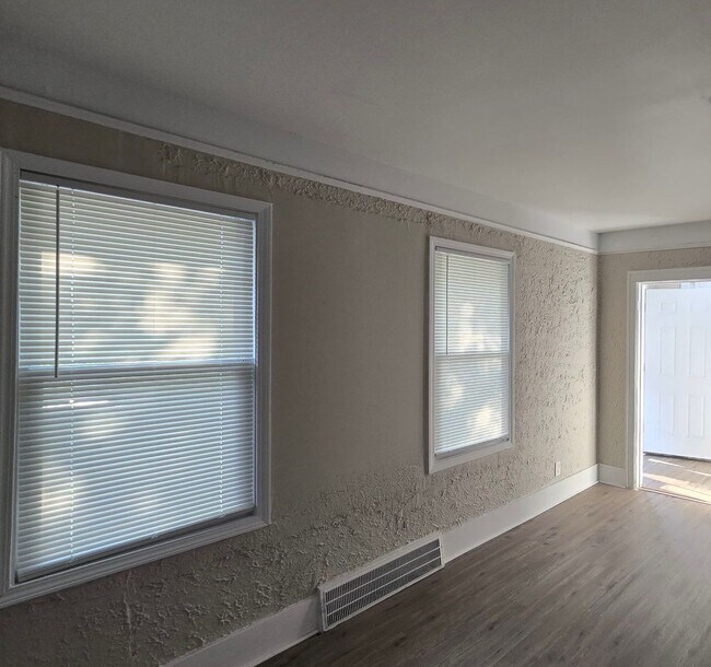 Primary Photo - Fully Renovated 3-Bedroom Home – Move-In R...