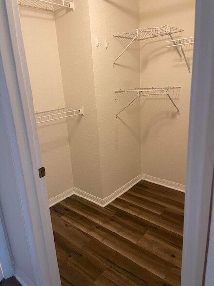 Building Photo - 549 SE Prescott Pl