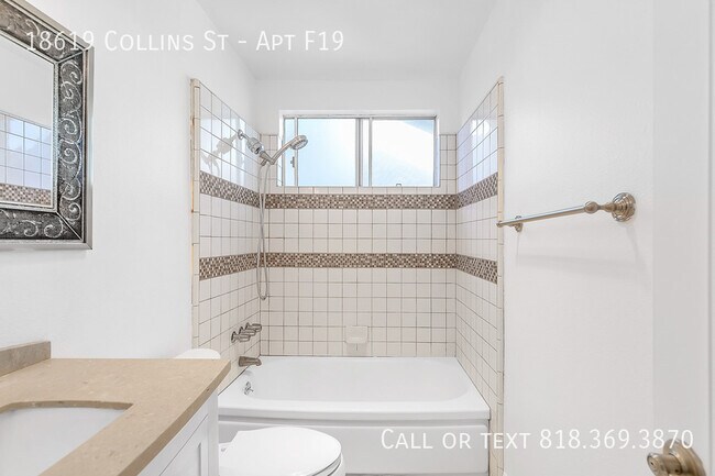 Building Photo - 18619 Collins St